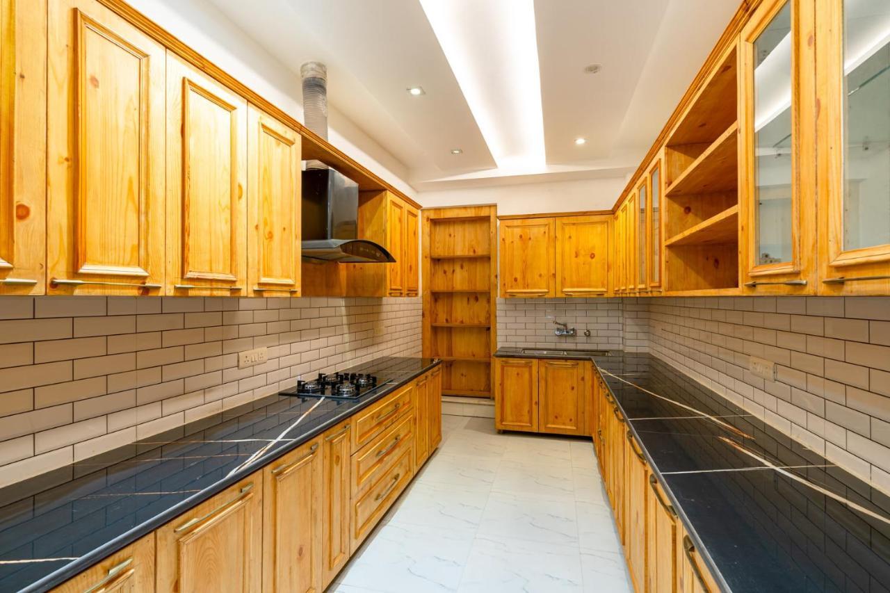 Stayvista At Aykon Estate - Modern Interiors, Views Kasauli Exterior foto